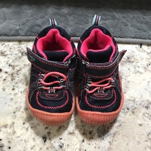 Oshkosh Baby Girl sneakers black with pink and coral accents